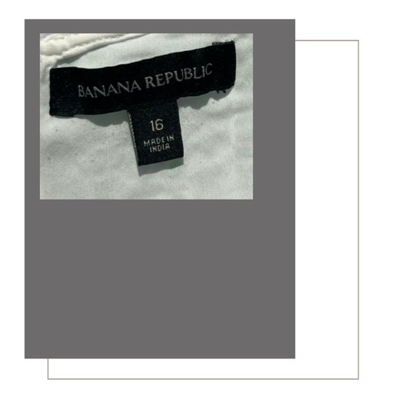 White Lace Sheath Dress with Pockets - Picture 4 of 4